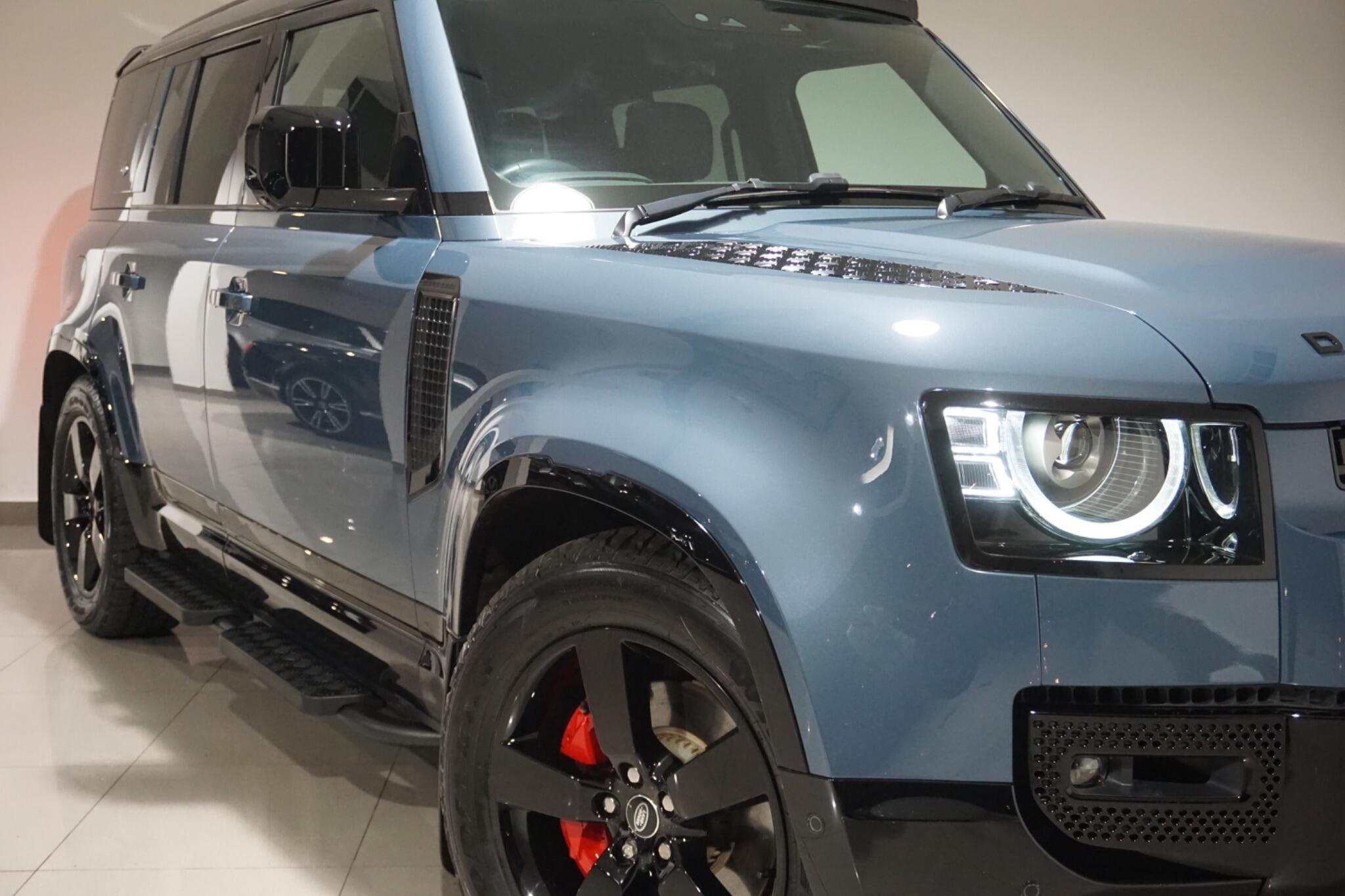 Land Rover Defender 110 2.0 P400e 15.4kWh X-Dynamic HSE SUV 5dr Petrol Plug-in Hybrid Auto 4WD Euro 6 (s/s) (404 ps)